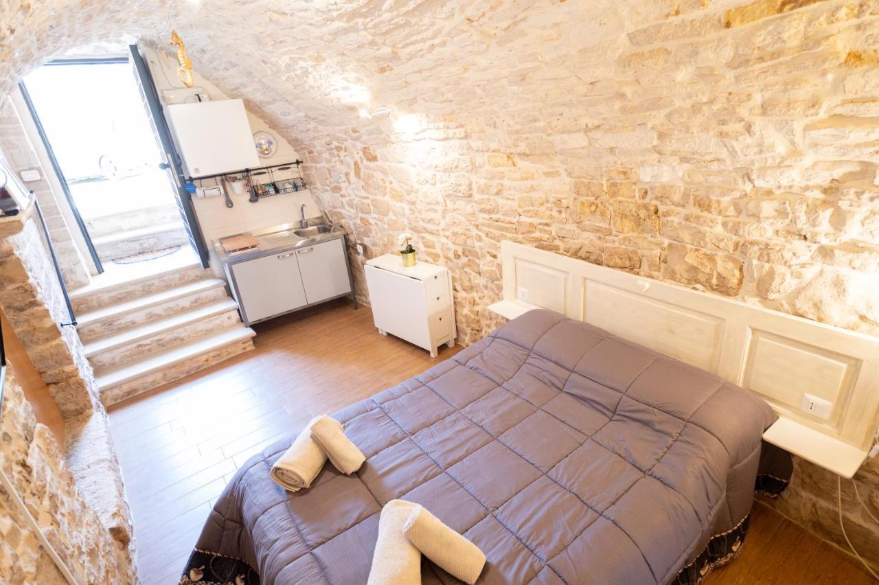 Piccola Pietra Bianca Hotel Giovinazzo Eksteriør billede