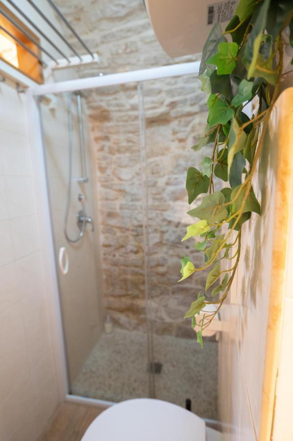 Piccola Pietra Bianca Hotel Giovinazzo Eksteriør billede