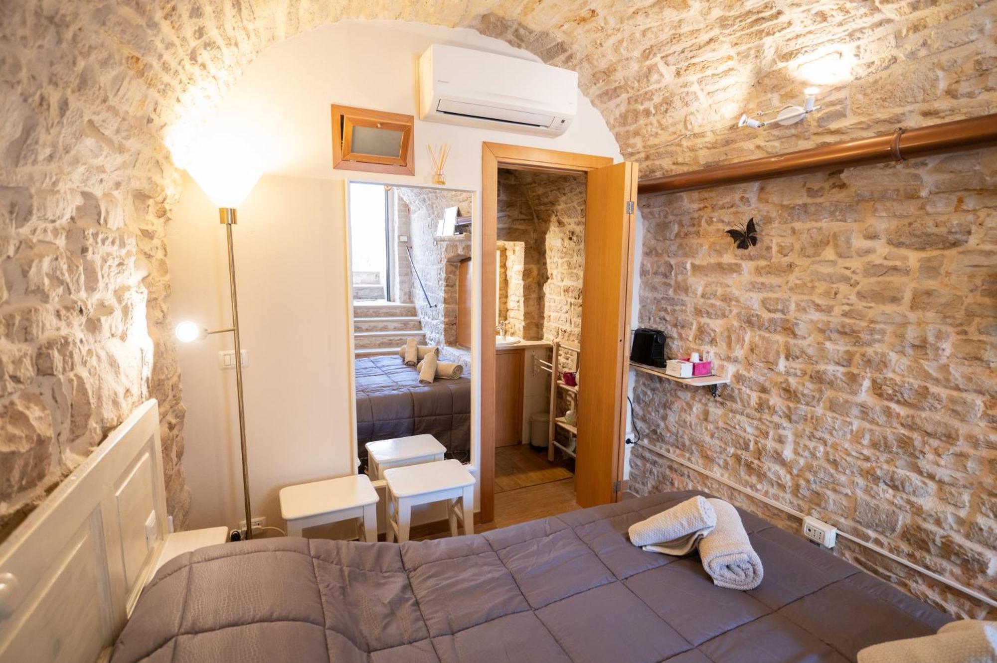 Piccola Pietra Bianca Hotel Giovinazzo Eksteriør billede